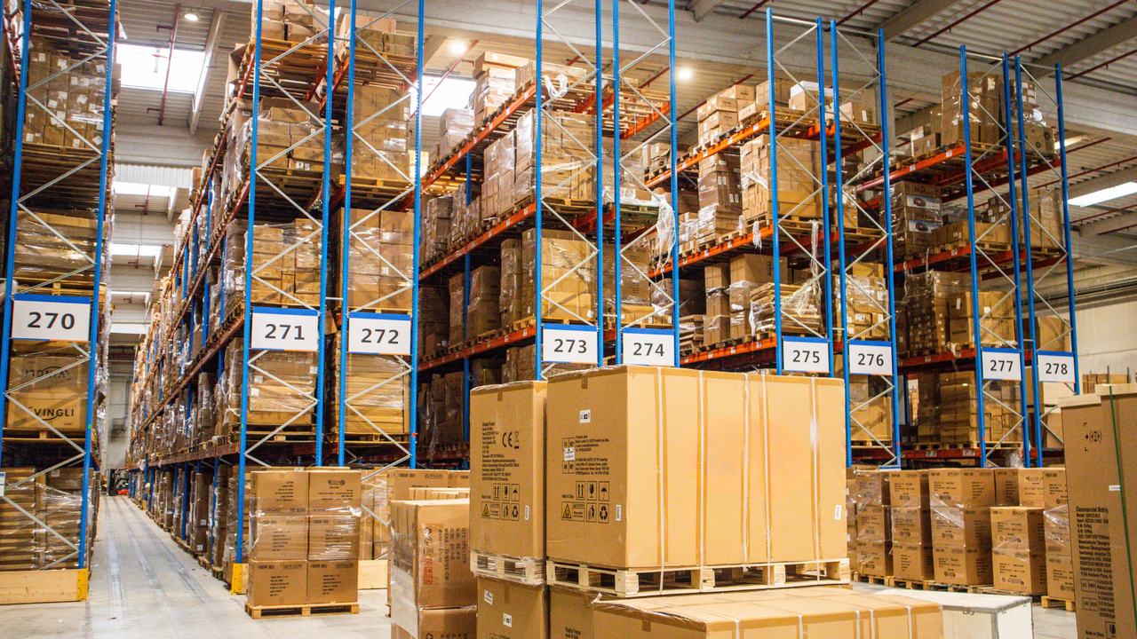 Global Commerce Fulfillment Center in France